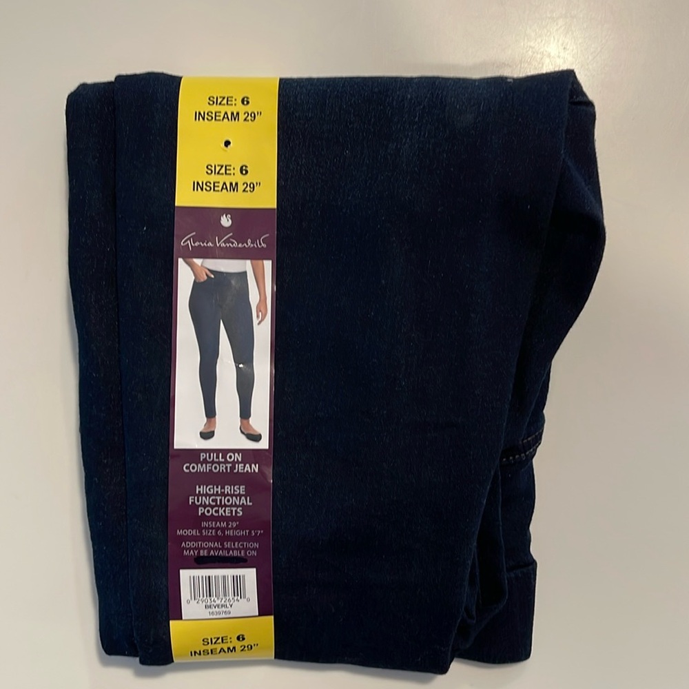 Gloria Vanderbilt, PULL ON COMFORT JEANS
